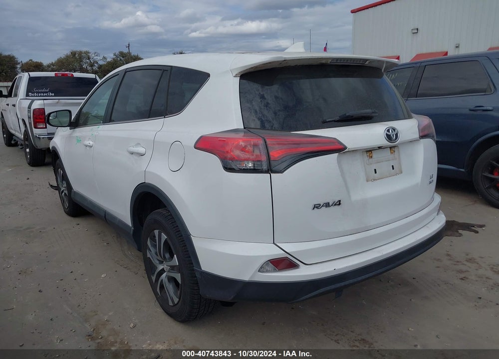 2018 TOYOTA RAV4 LE VIN: 2T3BFREV4JW777519