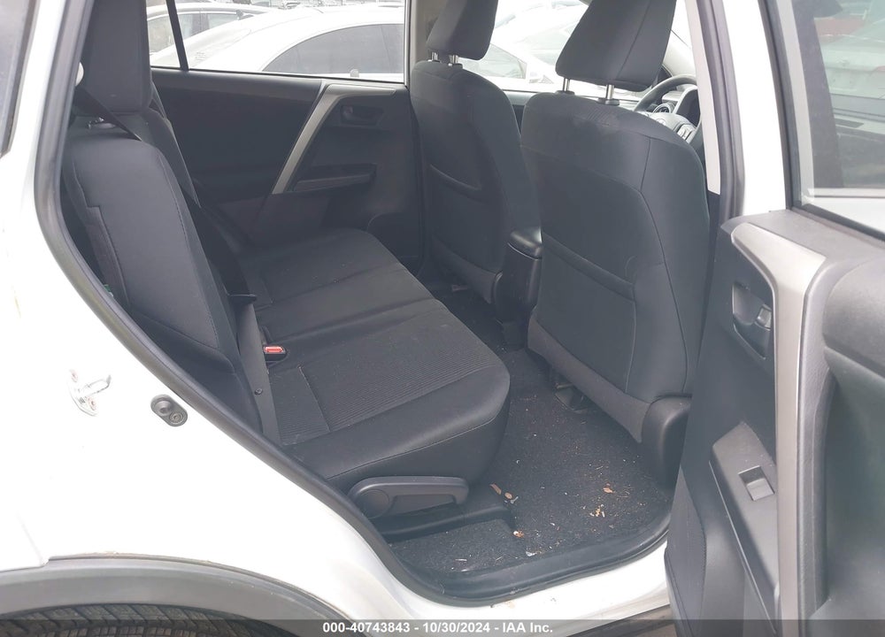 2018 TOYOTA RAV4 LE VIN: 2T3BFREV4JW777519