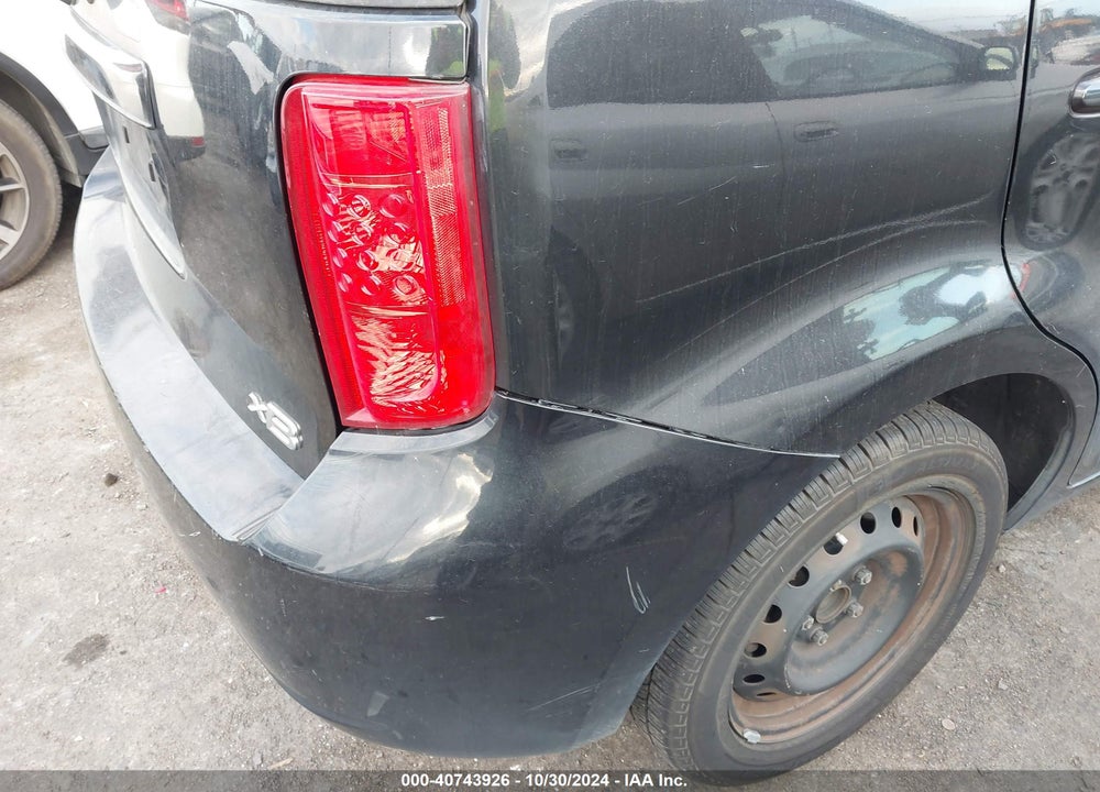 2010 SCION XB VIN: JTLZE4FE4A1102307