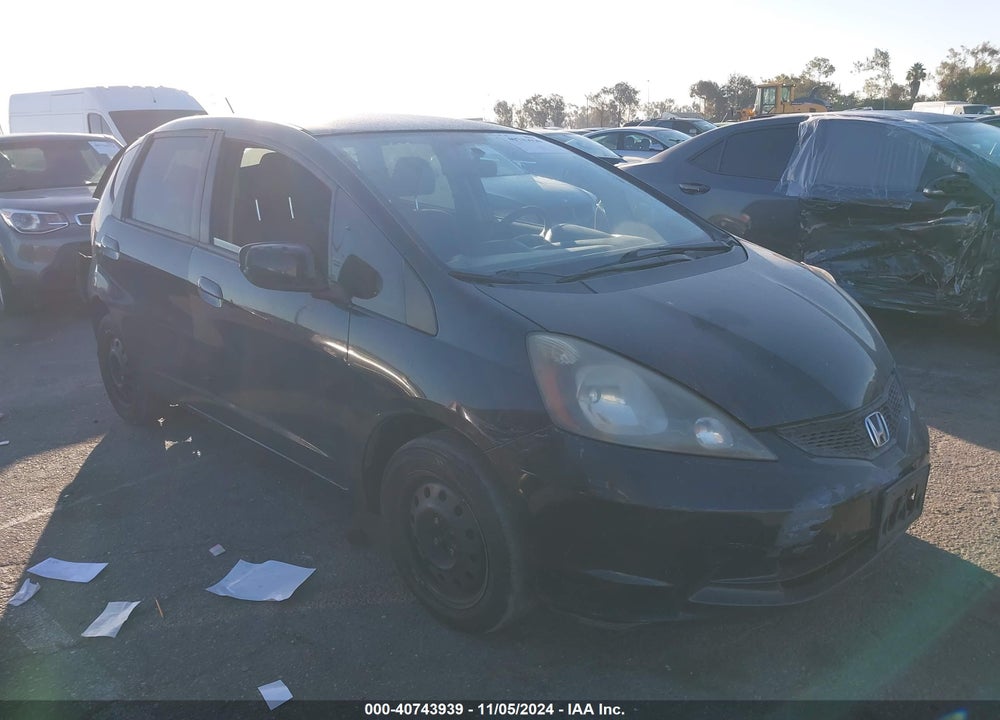 2012 HONDA FIT VIN: JHMGE8H31CC030929