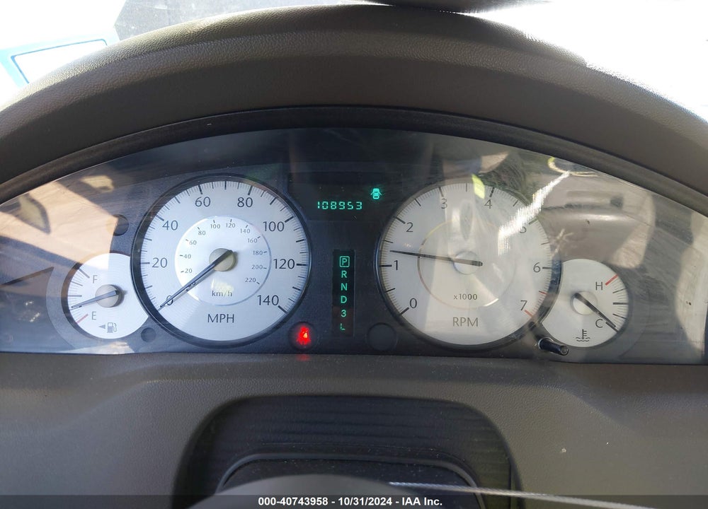 2008 CHRYSLER 300 VIN: 2C3KA43R18H123695