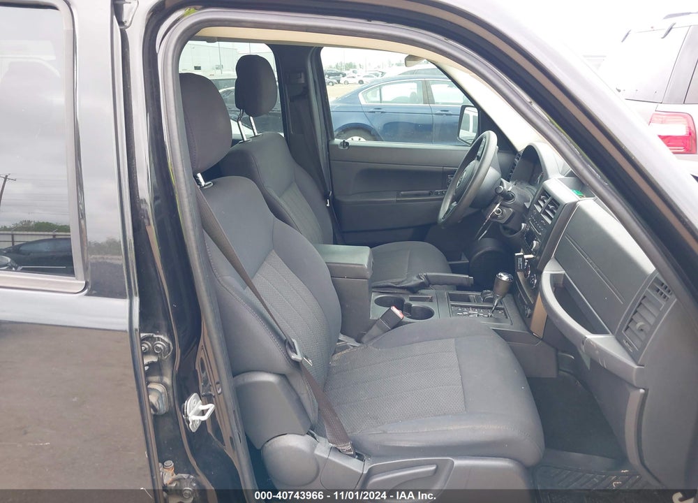 2012 JEEP LIBERTY SPORT VIN: 1C4PJMAKXCW176817