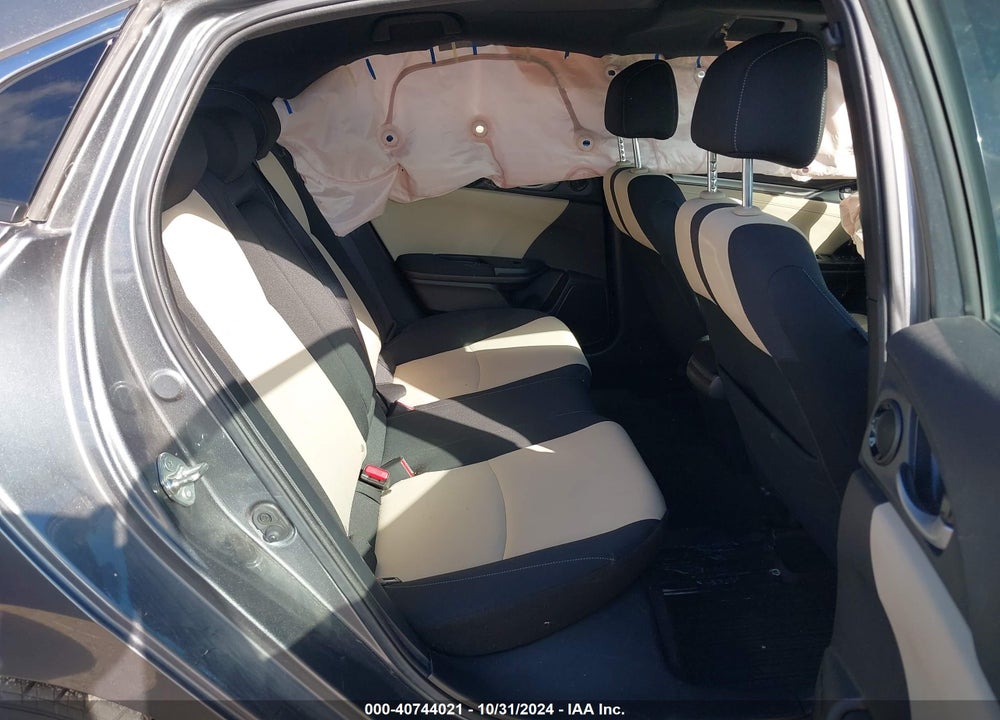 2018 HONDA CIVIC VIN: SHHFK7H53JU240206
