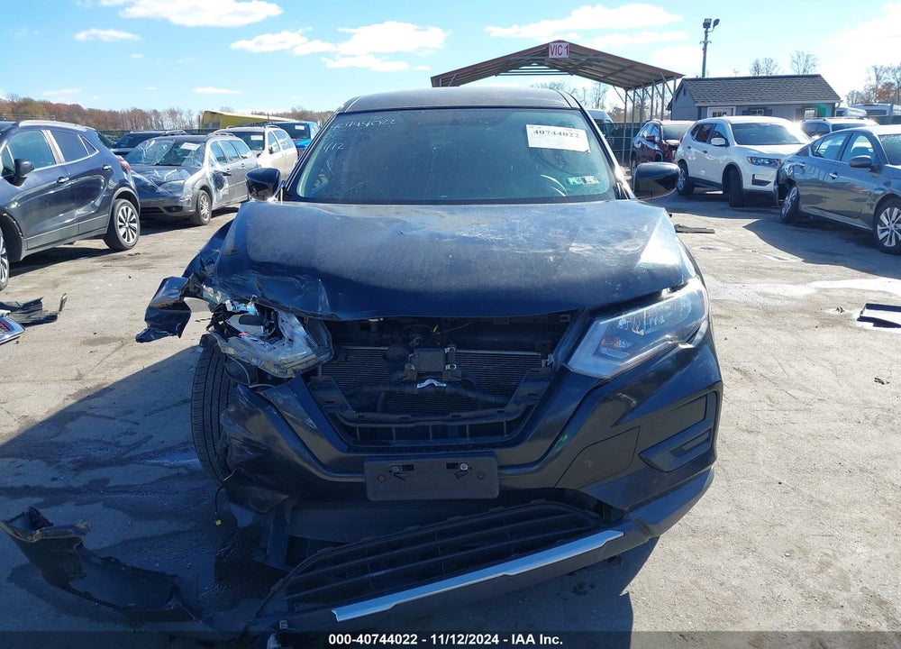 2018 NISSAN ROGUE S VIN: KNMAT2MV6JP515252