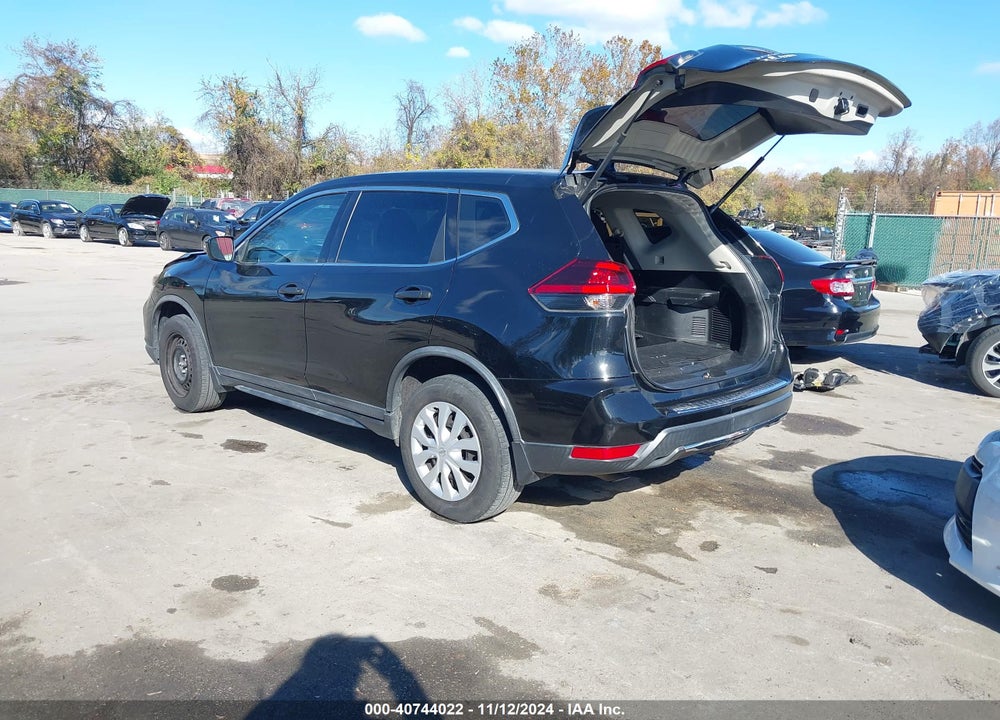 2018 NISSAN ROGUE S VIN: KNMAT2MV6JP515252