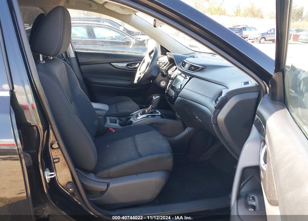 2018 NISSAN ROGUE S VIN: KNMAT2MV6JP515252