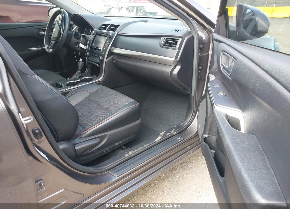 2017 TOYOTA CAMRY SE VIN: 4T1BF1FK7HU308563