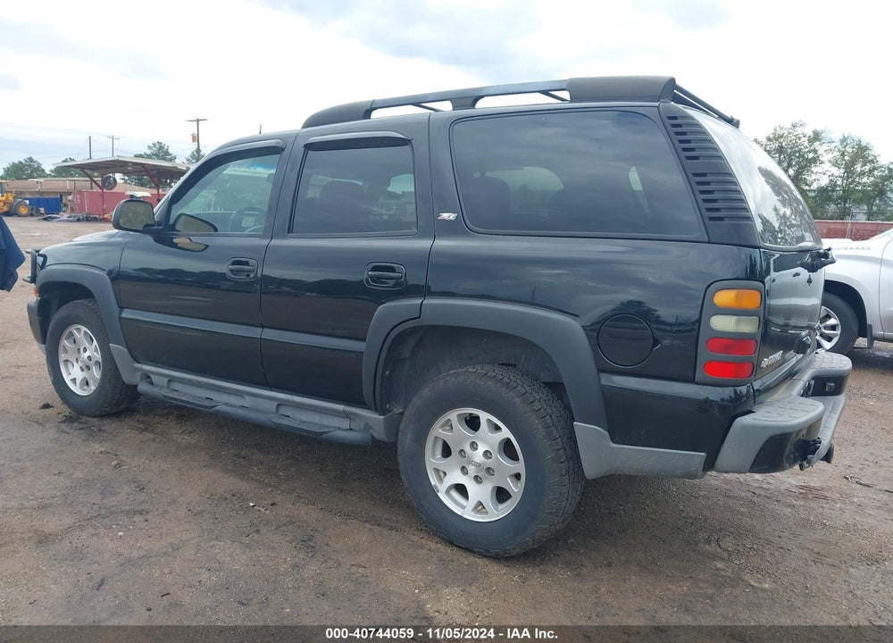 2005 CHEVROLET TAHOE Z71 VIN: 1GNEK13T35R200327