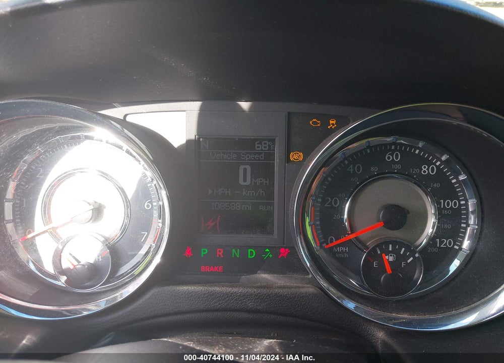 2011 CHRYSLER TOWN & COUNTRY TOURING VIN: 2A4RR5DG1BR675215