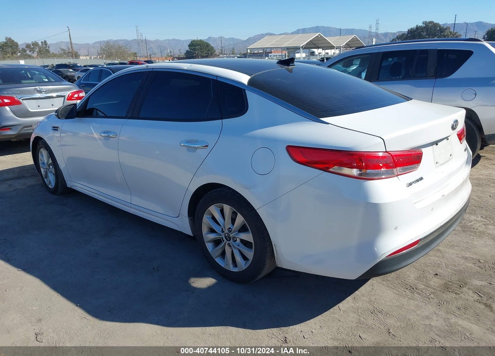 2016 KIA OPTIMA EX VIN: 5XXGU4L36GG032444