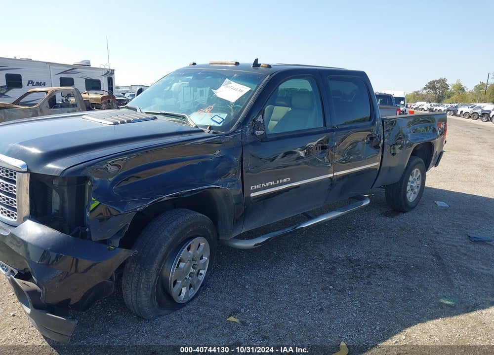 2012 GMC SIERRA 3500HD DENALI VIN: 1GT426E83CF105565