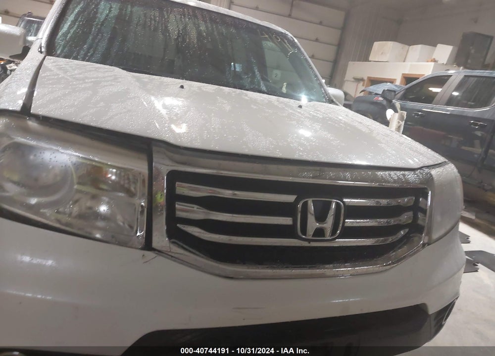 2014 HONDA PILOT TOURING VIN: 5FNYF3H9XEB009321