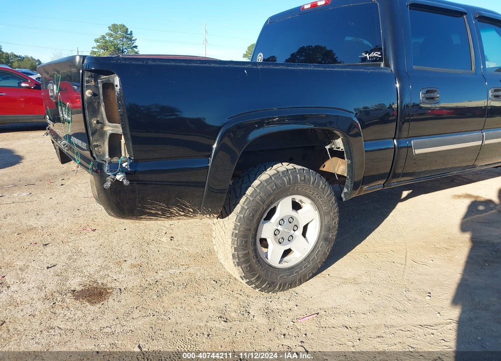 2004 CHEVROLET SILVERADO 1500 Z71 VIN: 2GCEK13T241303657