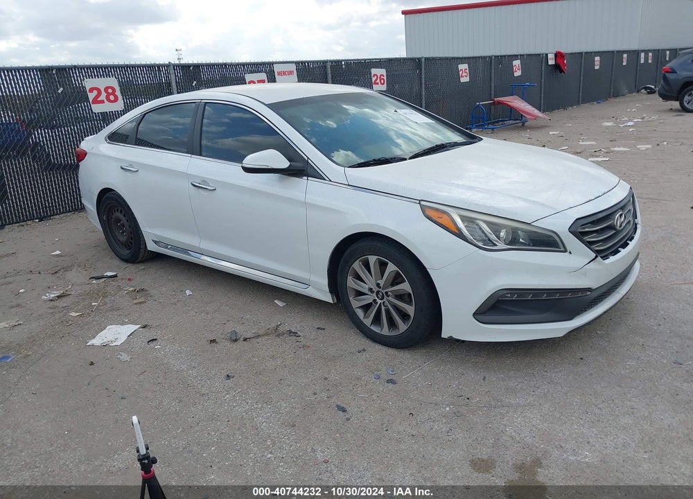 2015 HYUNDAI SONATA SPORT VIN: 5NPE34AF0FH041649
