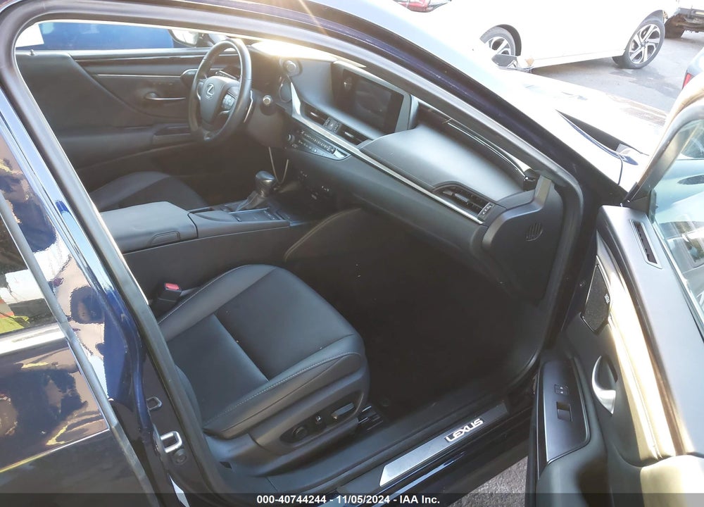 2019 LEXUS ES 350 VIN: 58ABZ1B1XKU046400