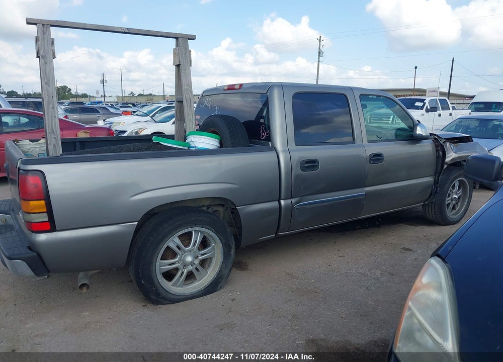 2007 GMC SIERRA 1500 CLASSIC SL VIN: 2GTEC13V671109832