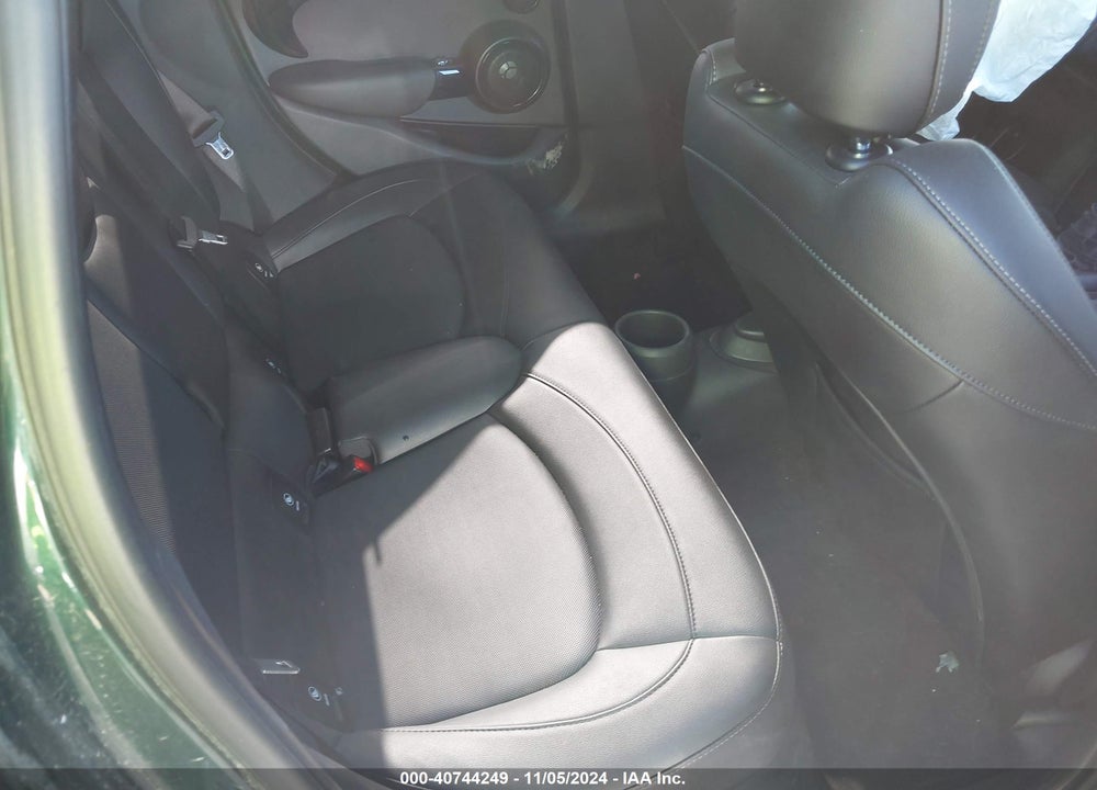 2018 MINI COOPER VIN: WMWXU3C54J2F51355