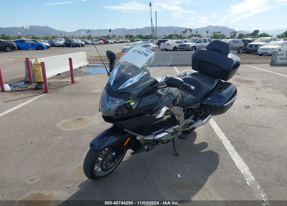 2012 BMW K1600 GTL VIN: WB1061201CZZ22954