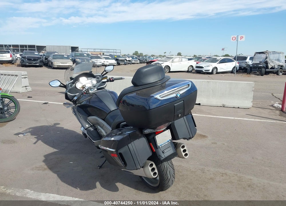 2012 BMW K1600 GTL VIN: WB1061201CZZ22954