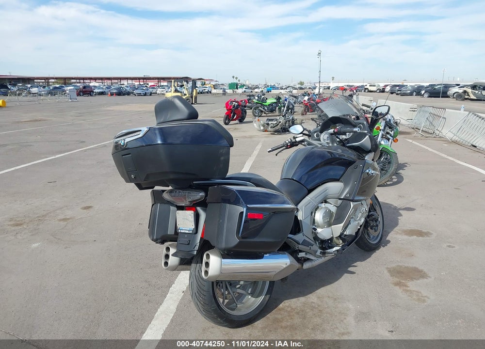 2012 BMW K1600 GTL VIN: WB1061201CZZ22954