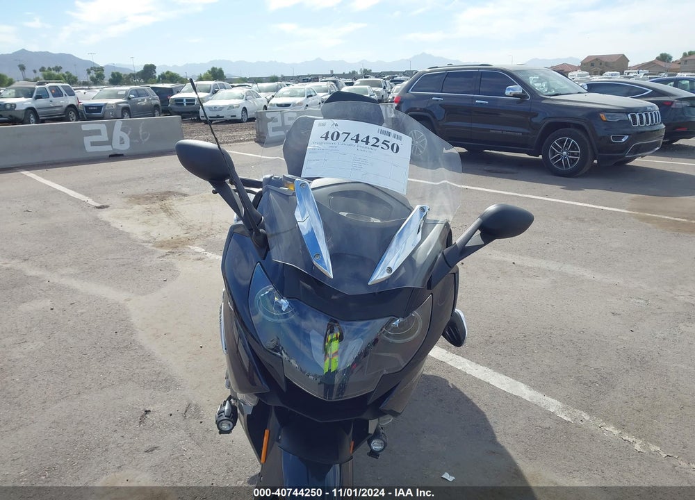 2012 BMW K1600 GTL VIN: WB1061201CZZ22954