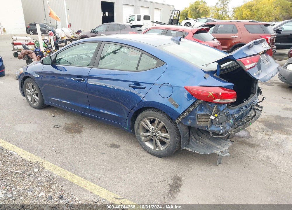 2017 HYUNDAI ELANTRA SE/VALUE/LIMITED VIN: 5NPD84LF1HH068842