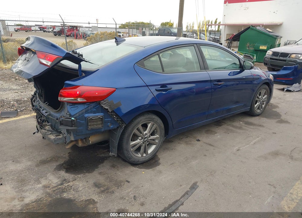 2017 HYUNDAI ELANTRA SE/VALUE/LIMITED VIN: 5NPD84LF1HH068842