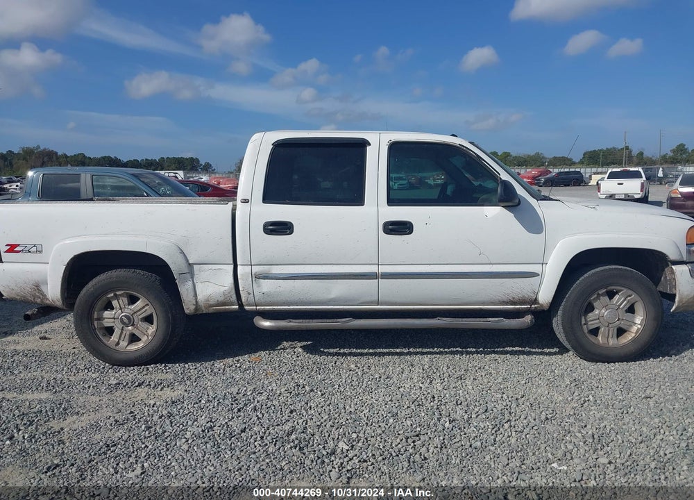 2004 GMC SIERRA 1500 SLT VIN: 2GTEK13T841424256