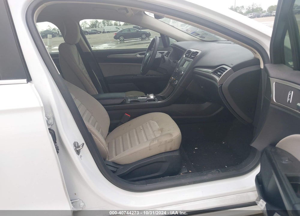 2019 FORD FUSION S VIN: 3FA6P0G79KR170097
