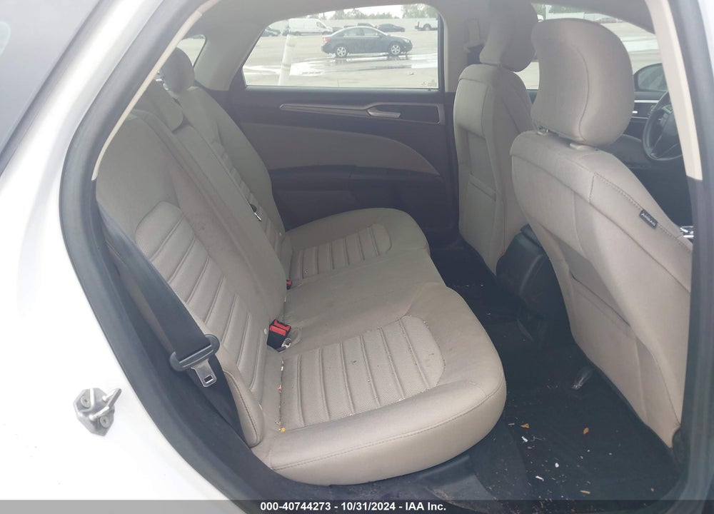 2019 FORD FUSION S VIN: 3FA6P0G79KR170097