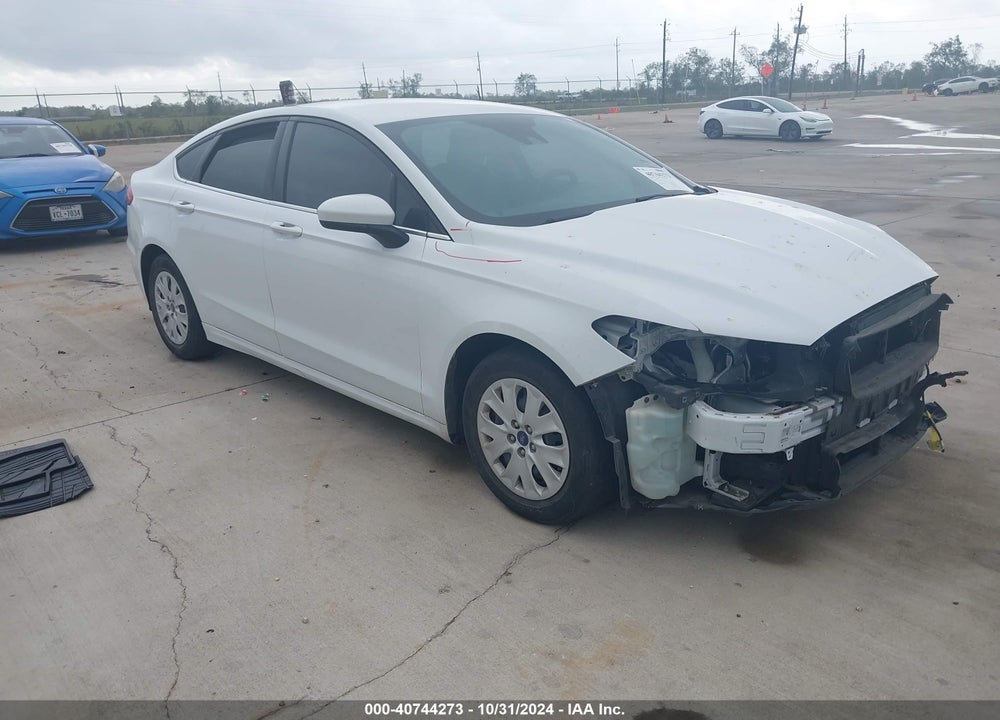 2019 FORD FUSION S VIN: 3FA6P0G79KR170097