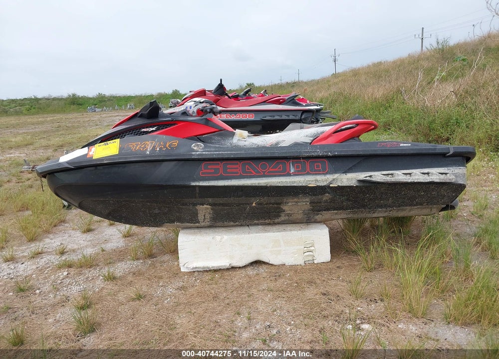 2011 SEA DOO RXT-300 VIN: YDV14776E111