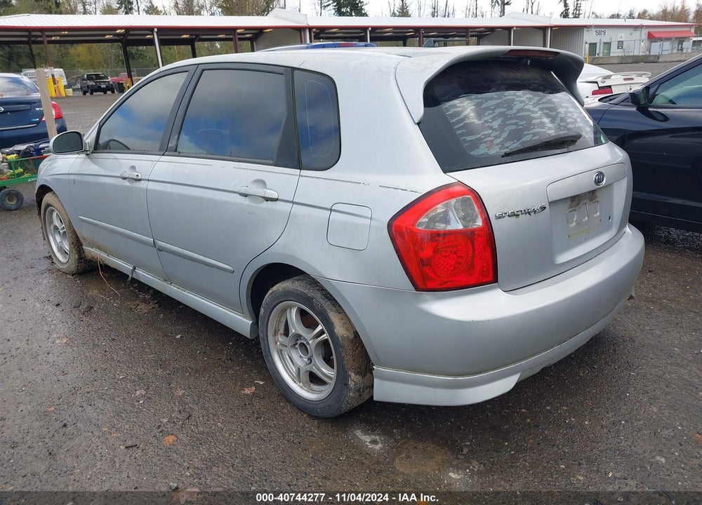2006 KIA SPECTRA5 VIN: KNAFE161465221529