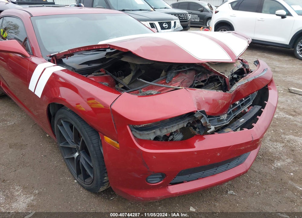 2015 CHEVROLET CAMARO VIN: 2G1FB1E35F9212817
