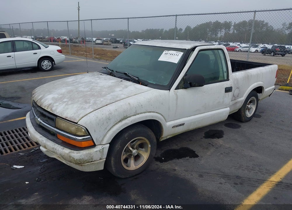 1998 CHEVROLET S-10 LS FLEETSIDE VIN: 1GCCS1443W8106284