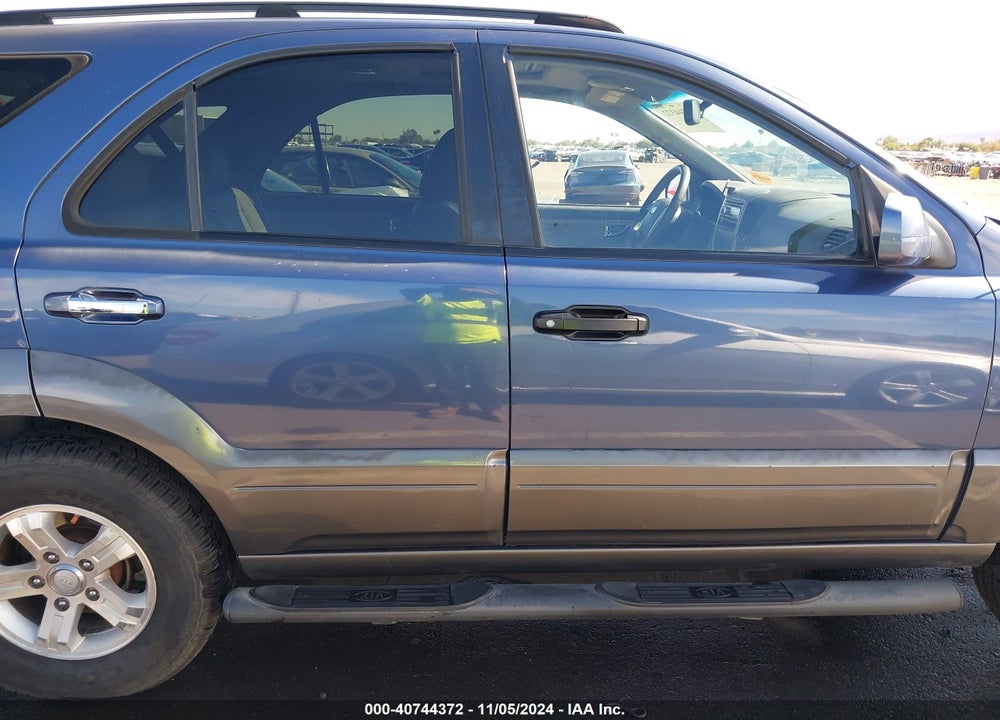 2008 KIA SORENTO EX VIN: KNDJD736185779957