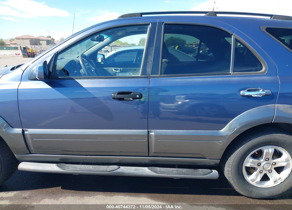 2008 KIA SORENTO EX VIN: KNDJD736185779957