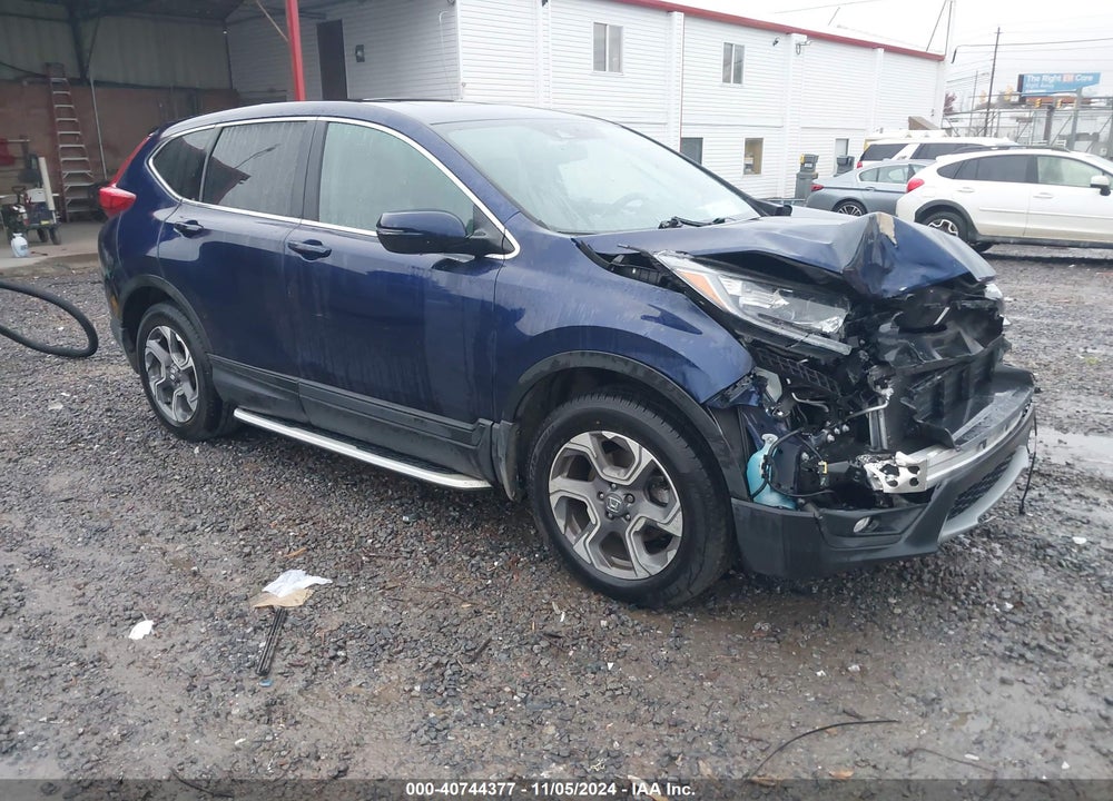 2018 HONDA CR-V VIN: 7FARW2H86JE080018