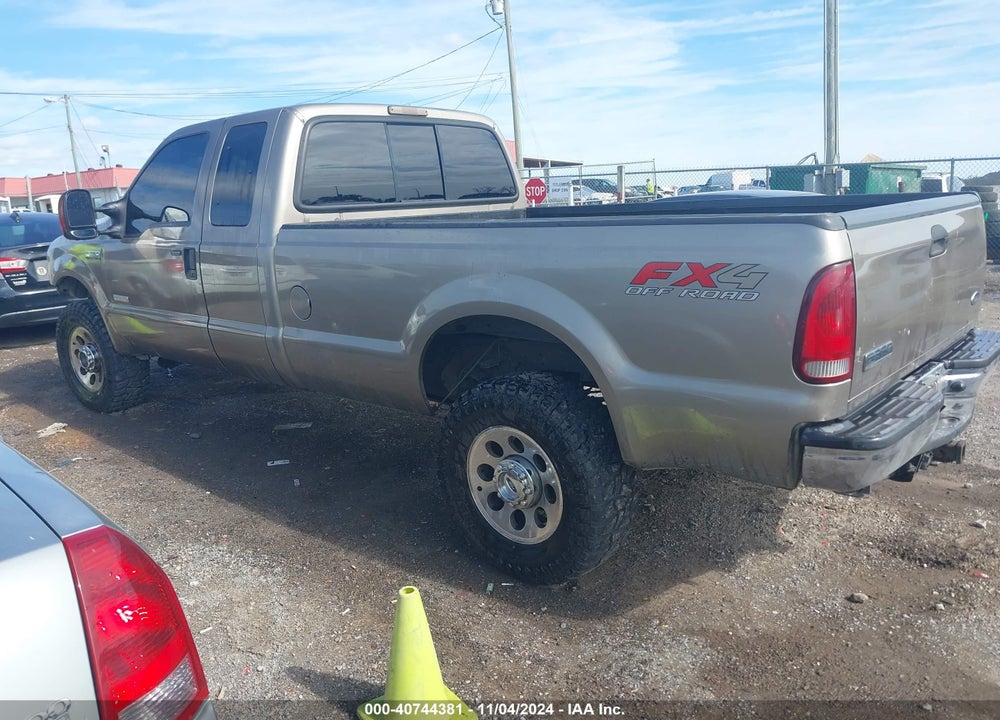 2007 FORD F-350 LARIAT/XL/XLT VIN: 1FTWX31P37EB14025