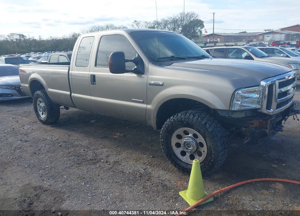 2007 FORD F-350 LARIAT/XL/XLT VIN: 1FTWX31P37EB14025