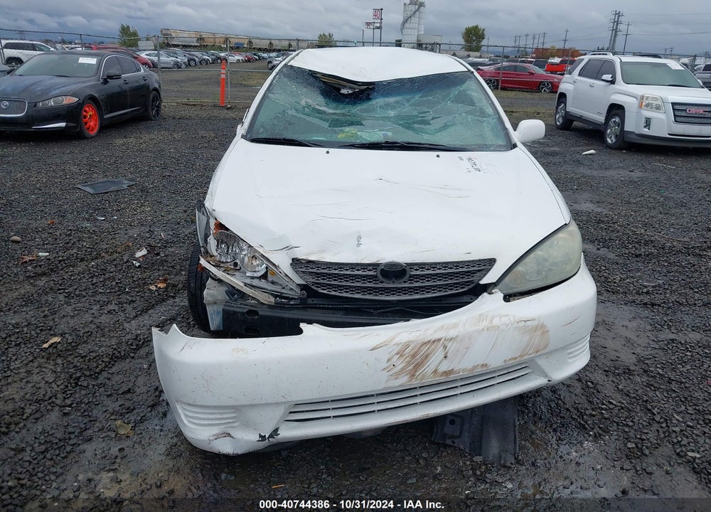 2005 TOYOTA CAMRY LE VIN: 4T1BE32K95U553445