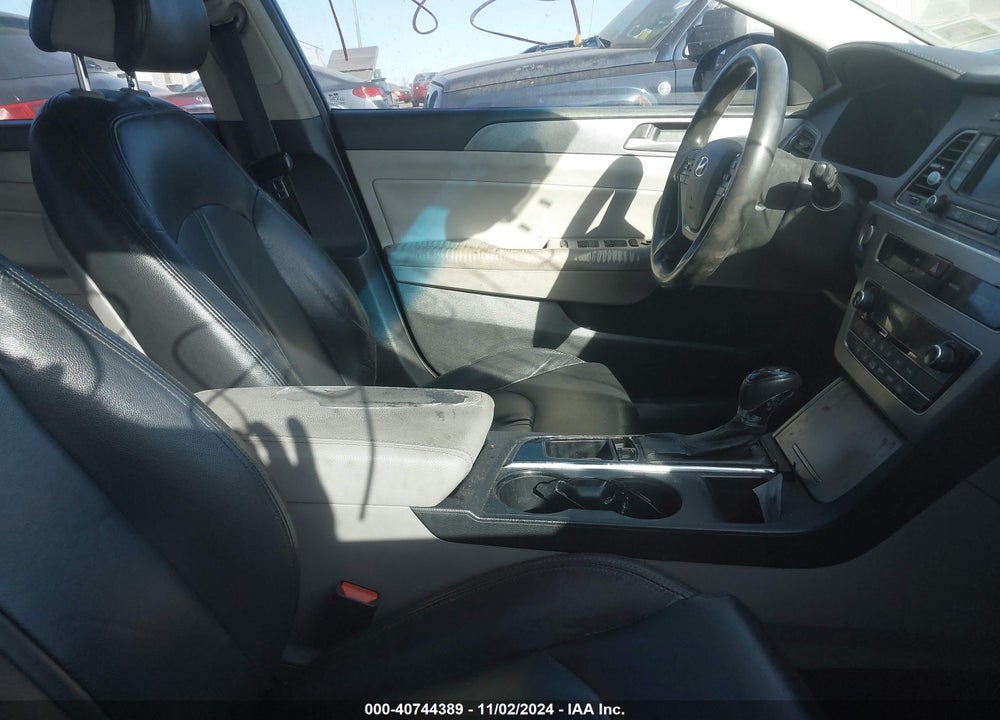 2016 HYUNDAI SONATA HYBRID VIN: KMHE24L18GA025983