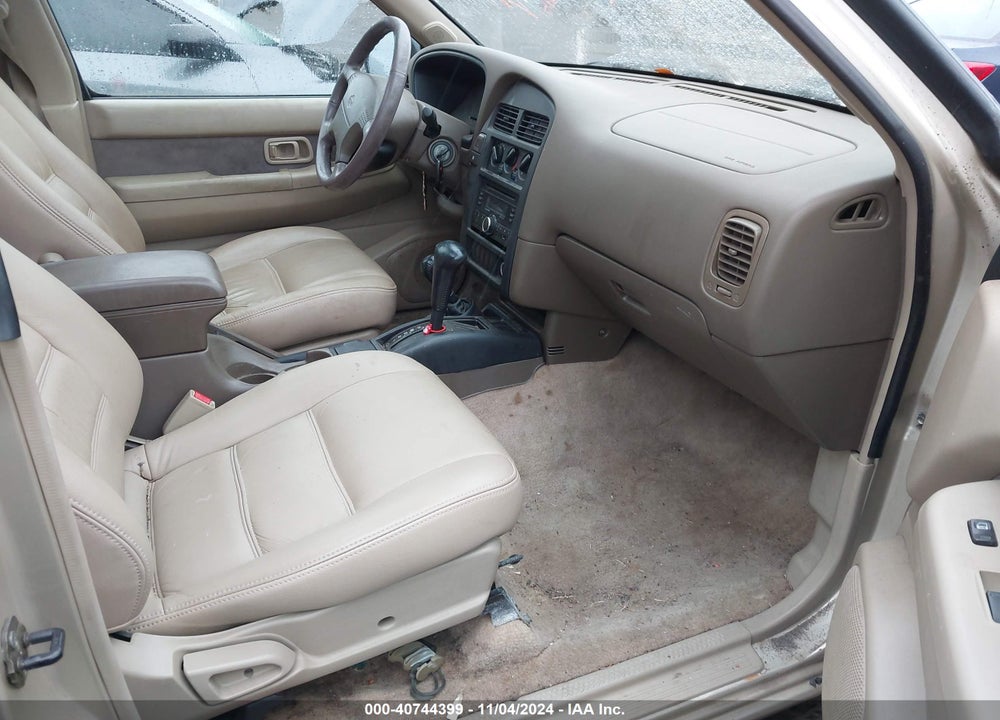2000 NISSAN PATHFINDER LE/SE/XE VIN: JN8AR07Y7YW430627