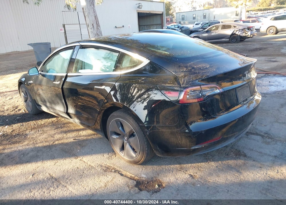 2018 TESLA MODEL 3 LONG RANGE/MID RANGE VIN: 5YJ3E1EA2JF172748