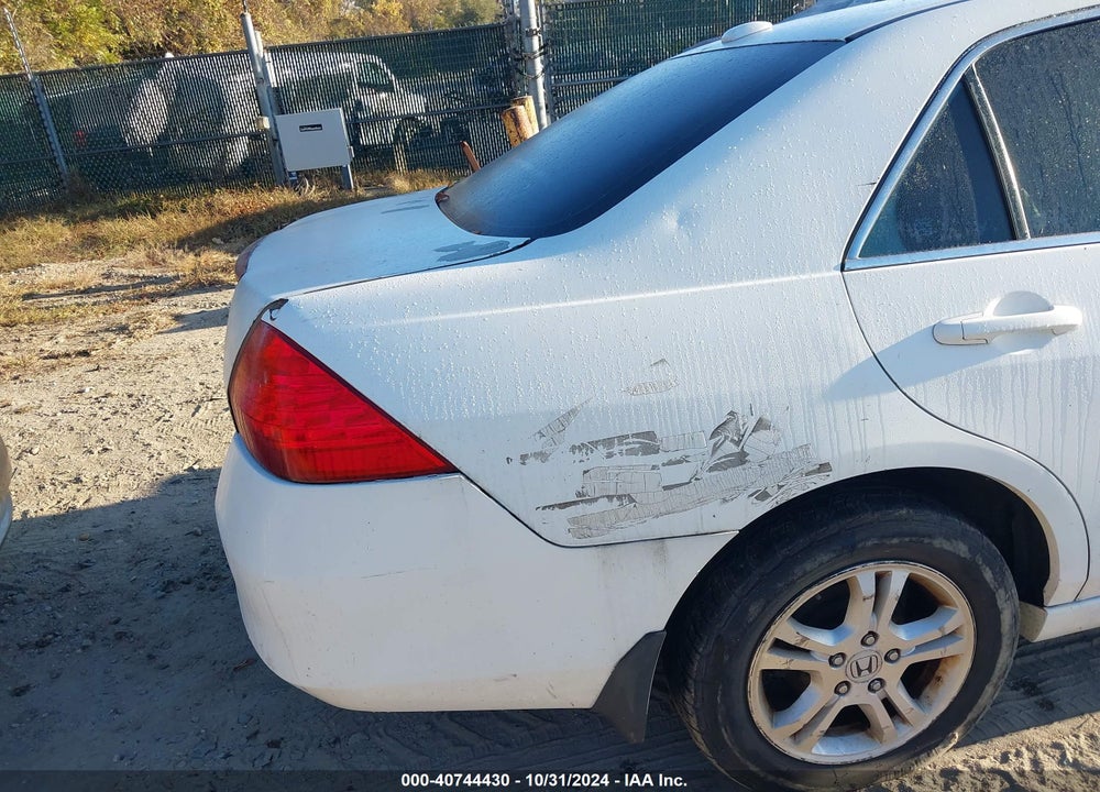 2007 HONDA ACCORD 2.4 EX VIN: 1HGCM56897A213739