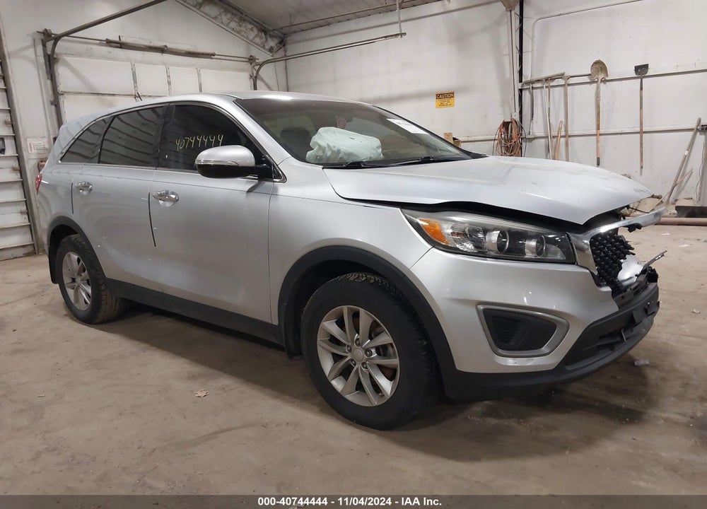 2016 KIA SORENTO 2.4L L VIN: 5XYPG4A34GG043691