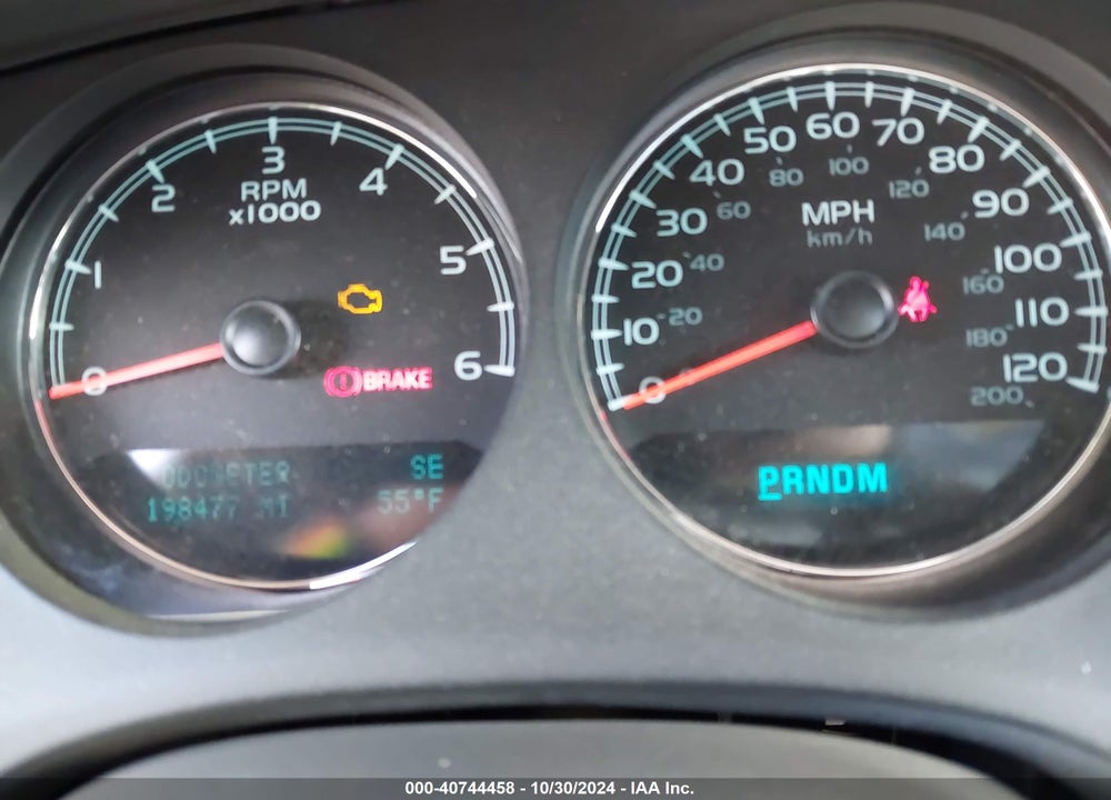 2011 CHEVROLET SUBURBAN 1500 LT1 VIN: 1GNSKJE31BR201245