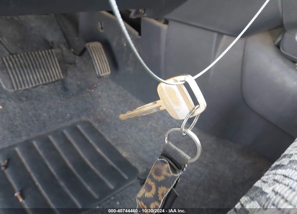 2000 TOYOTA RAV4 VIN: JT3GP10V7Y0052415