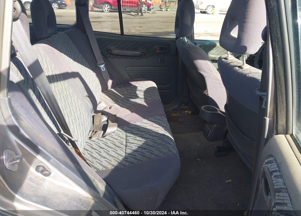 2000 TOYOTA RAV4 VIN: JT3GP10V7Y0052415