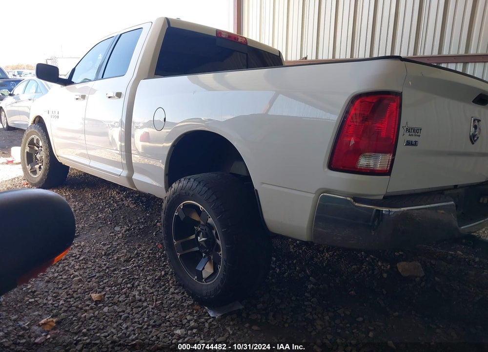 2017 RAM 1500 SLT 4X4 6'4 BOX VIN: 1C6RR7GT6HS537534